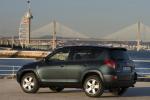 Toyota RAV4 2005 года